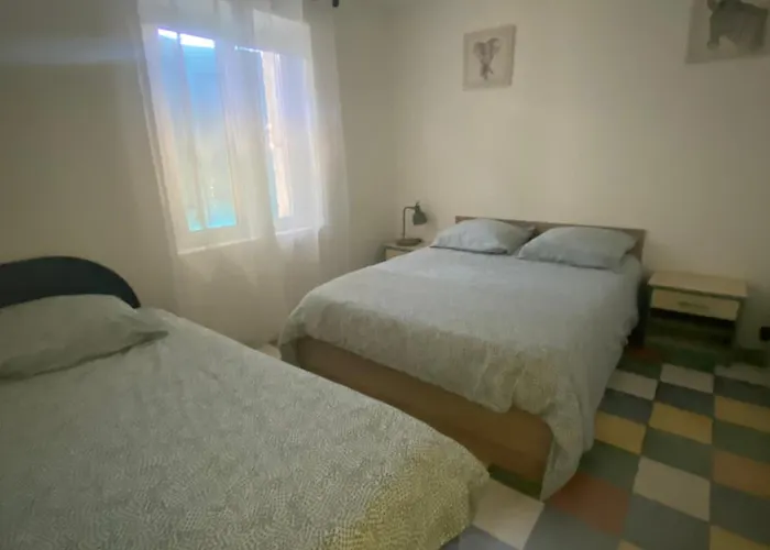 la Porte bleue